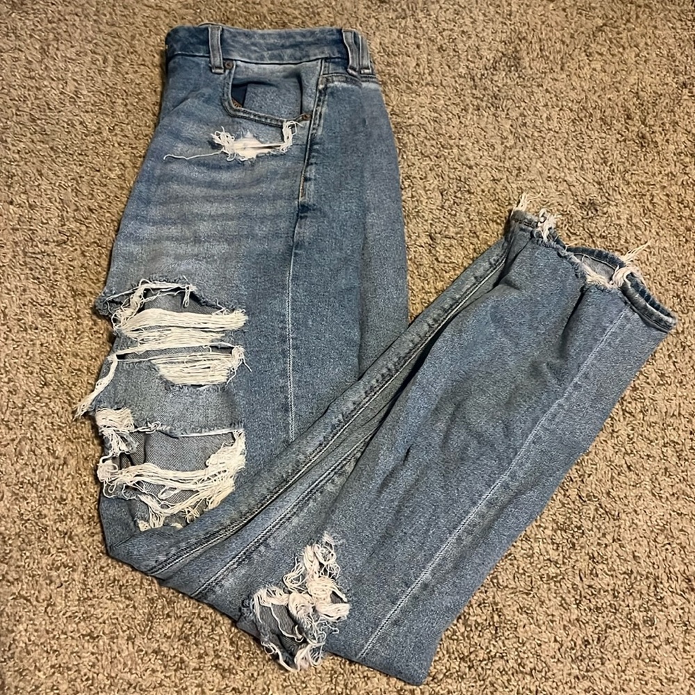 American Eagle Curvy Mom Jeans